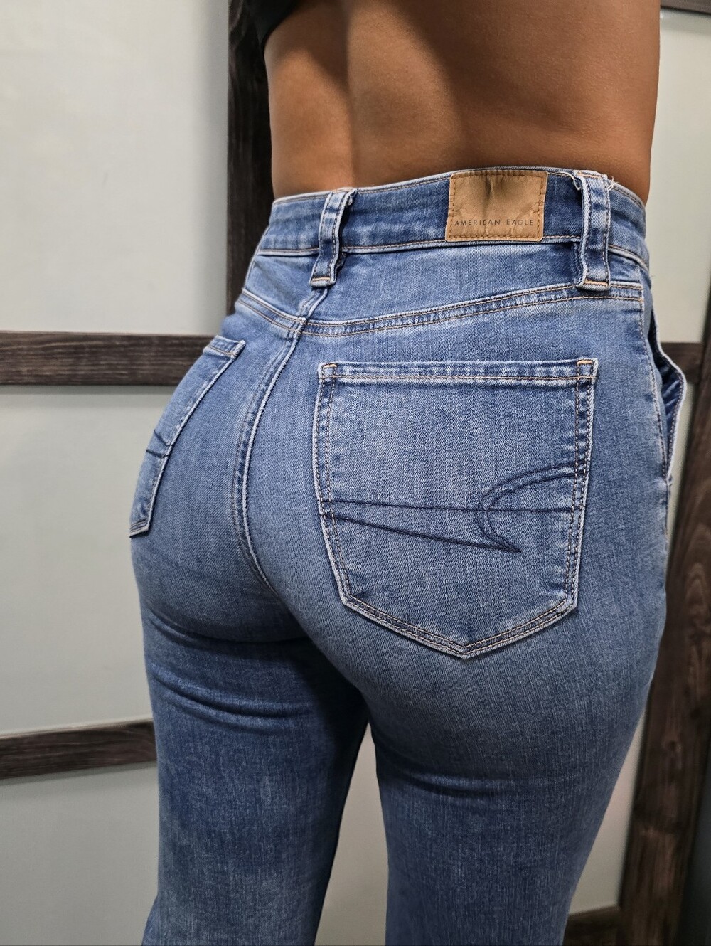 American Eagle Super High Rise Flare Jeans Sz 00